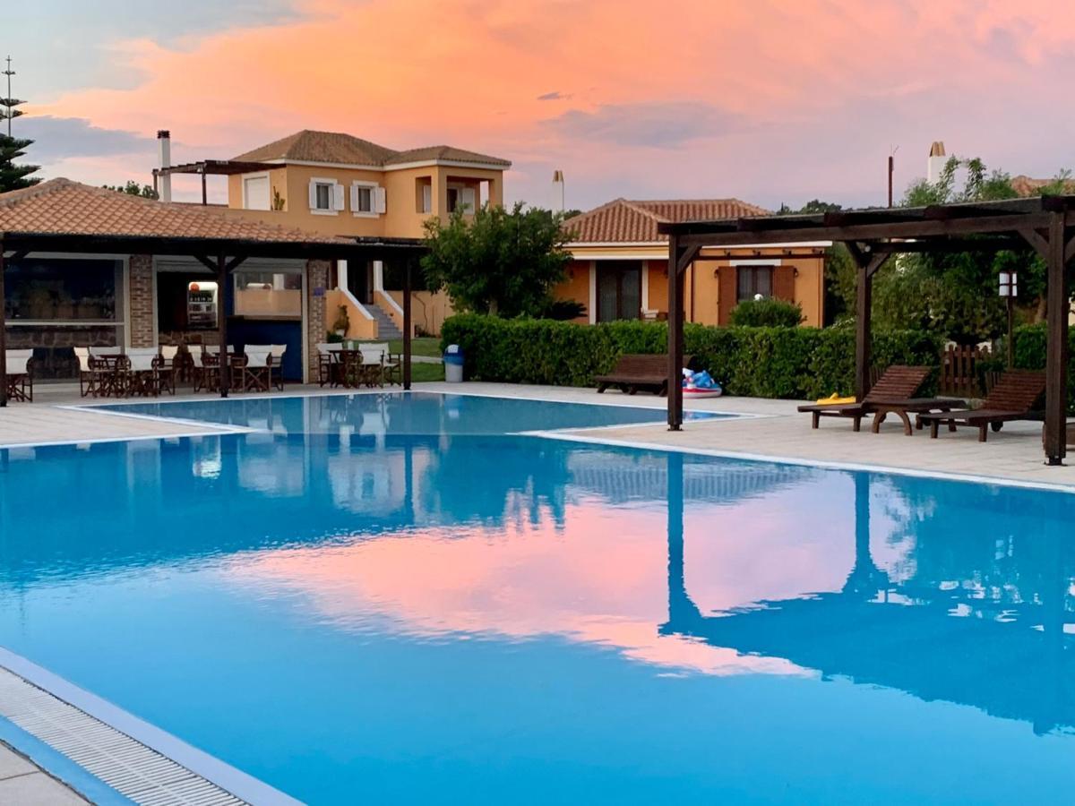 ארקודי Boutique Hotel Ileas Village מראה חיצוני תמונה